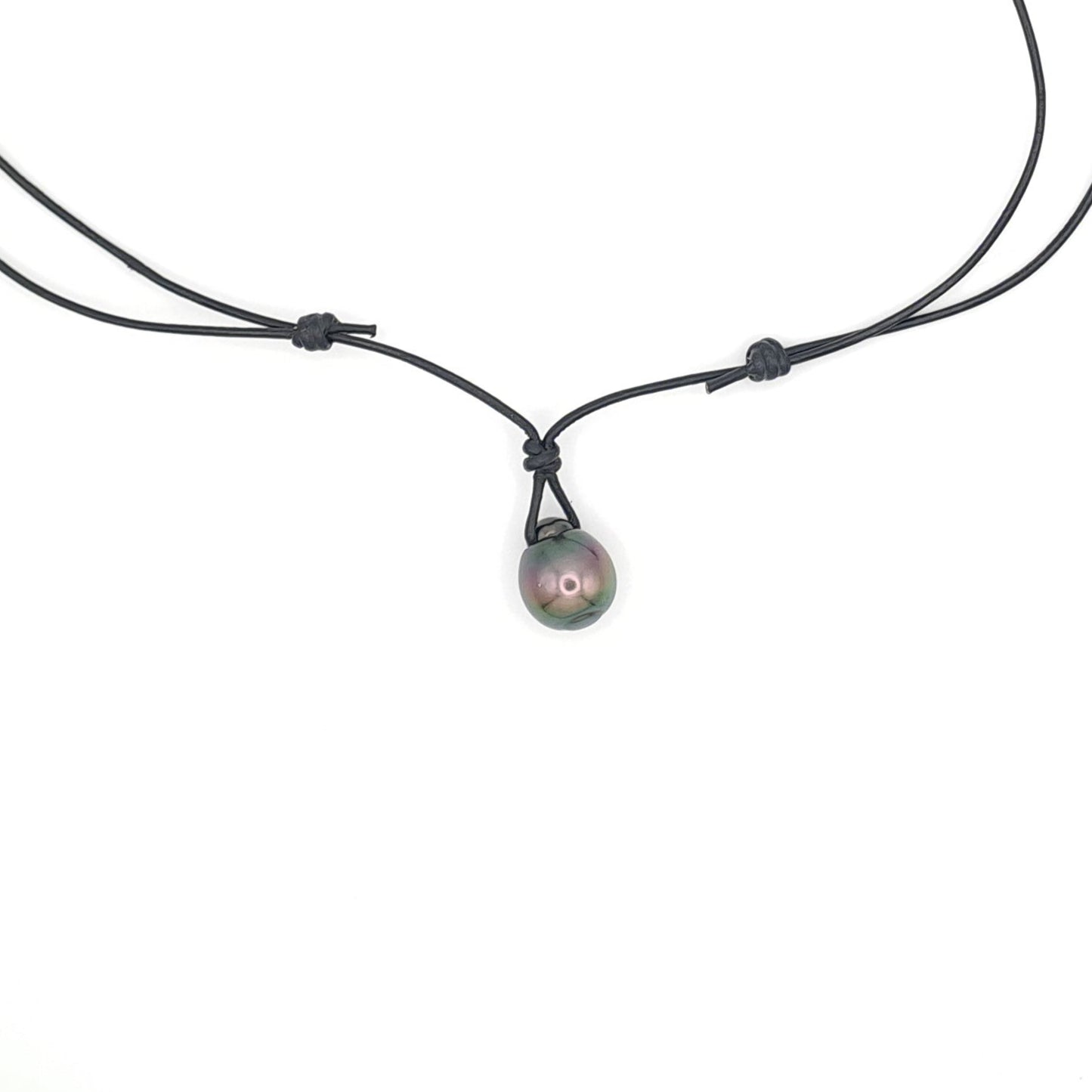 Collier en Cuir et Perle de Tahiti Semi-Baroque B (AA)