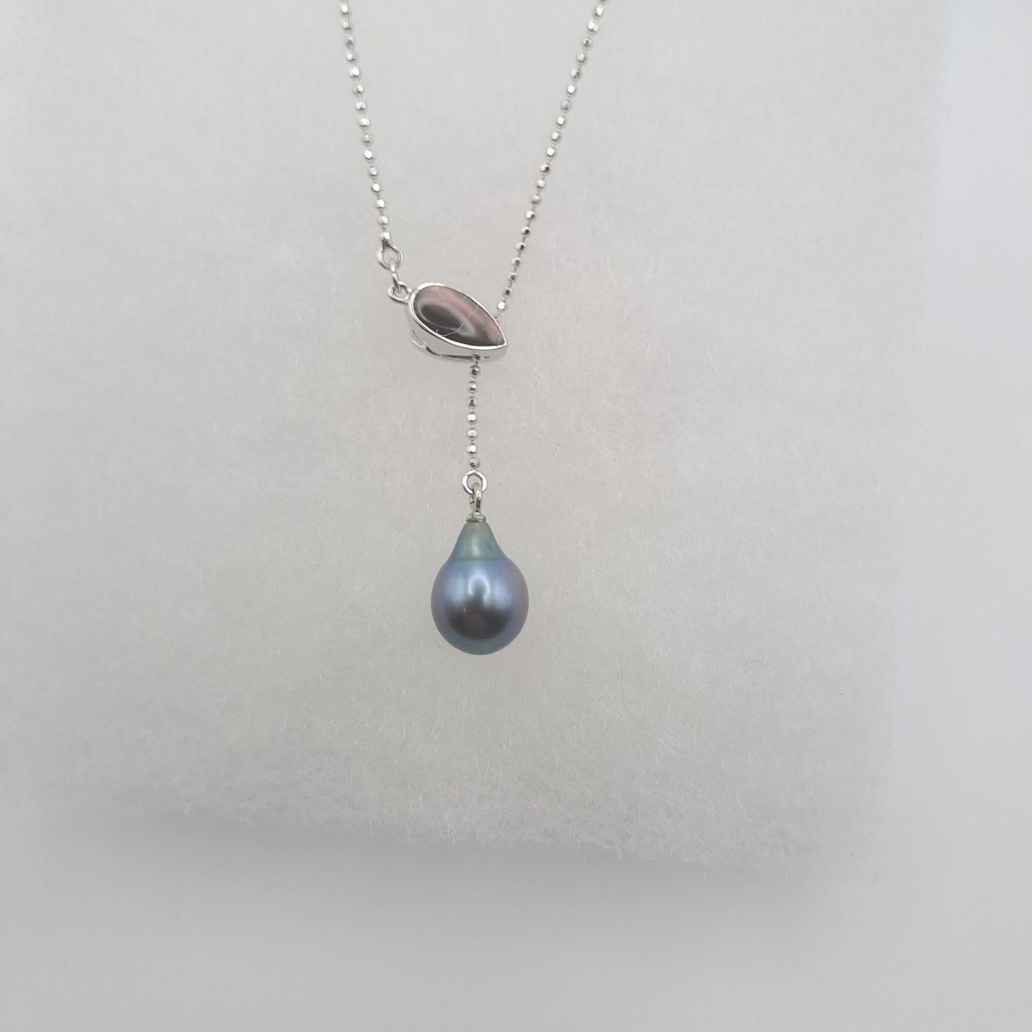 Collier en Argent avec Nacre et Perle de Tahiti Semi-Baroque B+ (AA+)