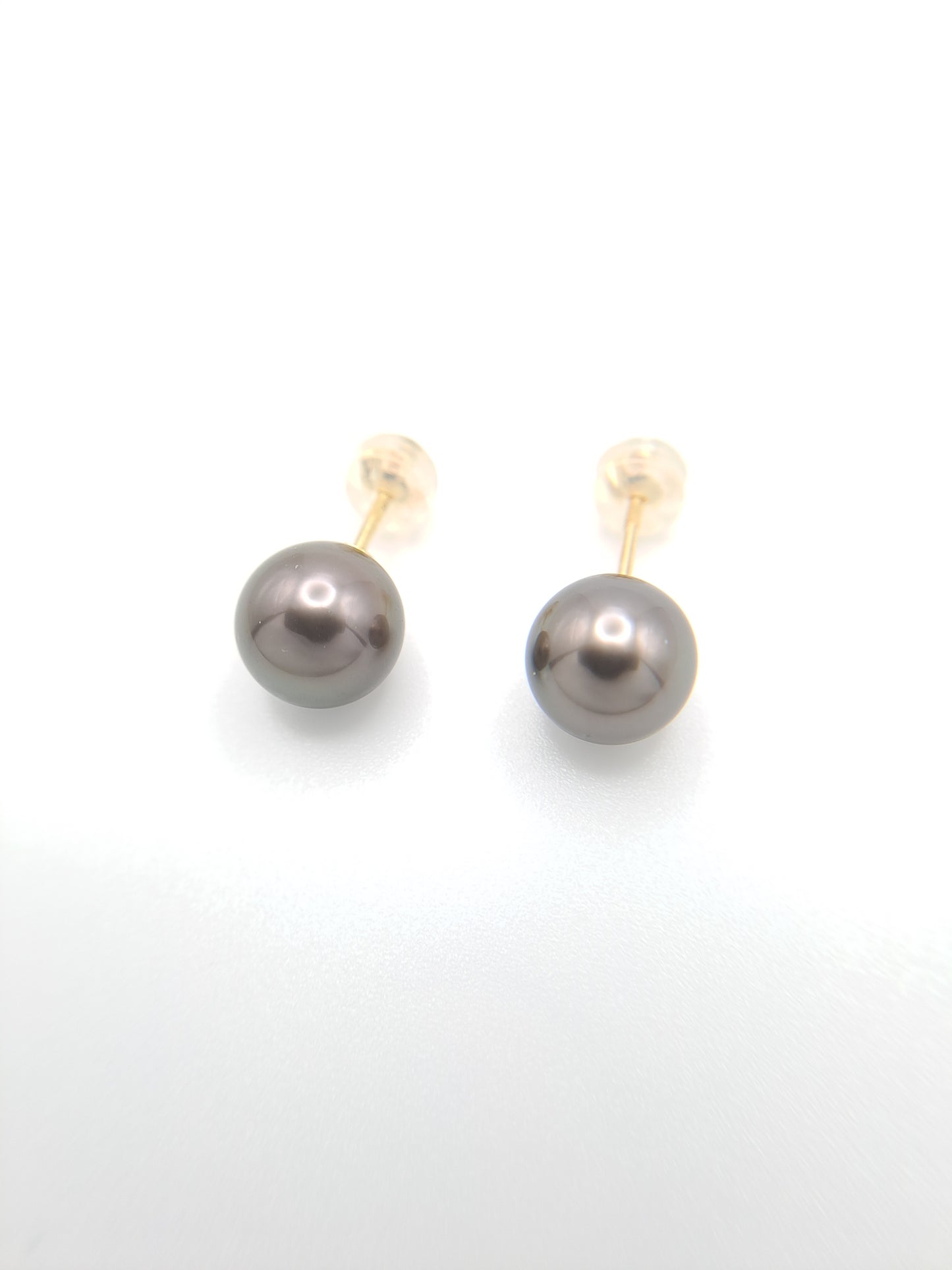 Boucles d'Oreilles en Or 18K et 2 Perles de Tahiti Rondes B/C (AA)