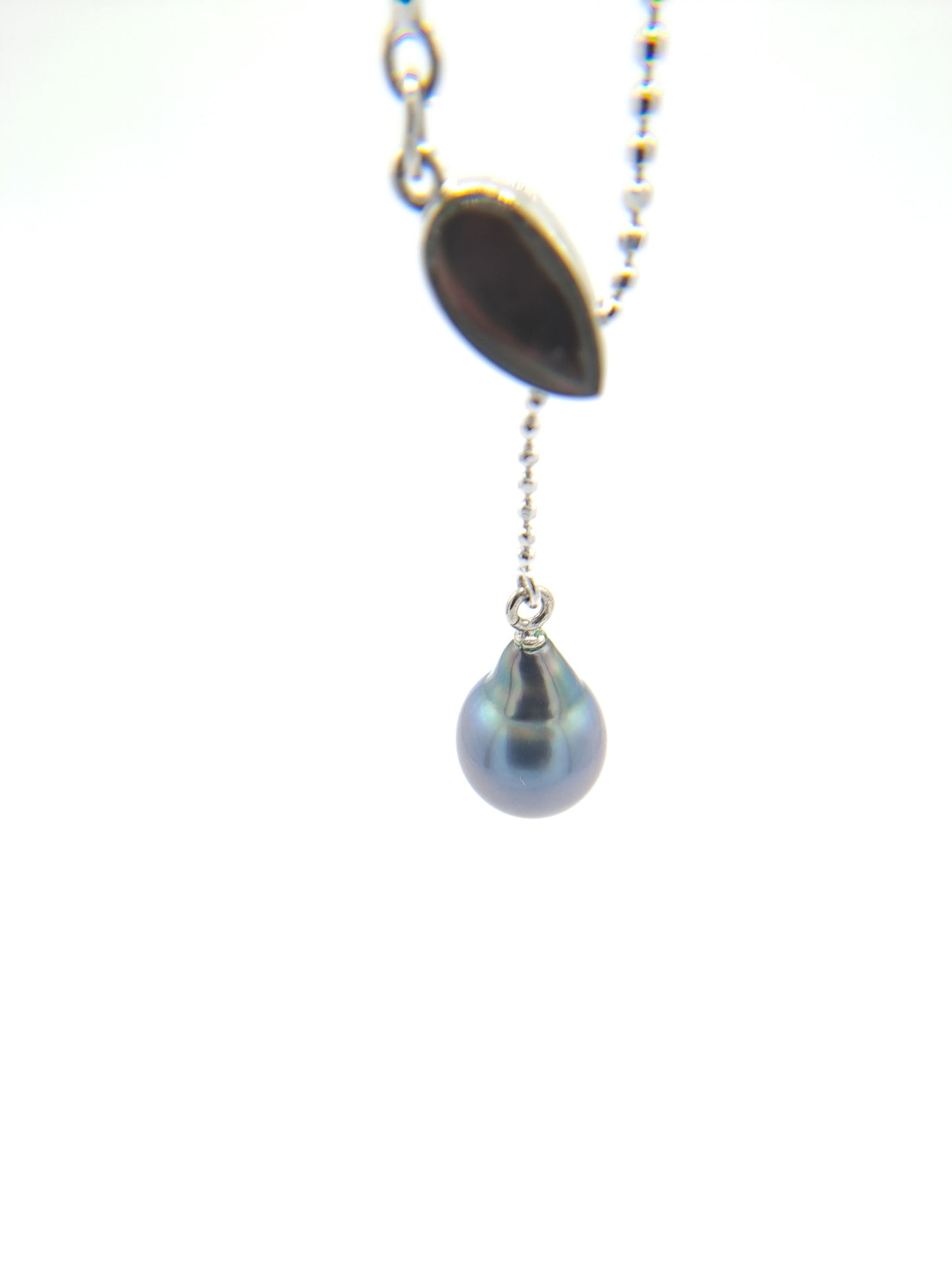Collier en Argent avec Nacre et Perle de Tahiti Semi-Baroque B+ (AA+)