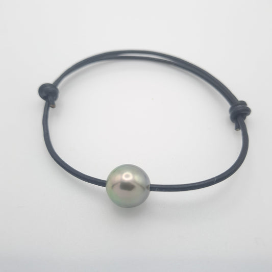 Bracelet en Cuir et 1 Perle de Tahiti Semi-Baroque C TAKOIA PERLES
