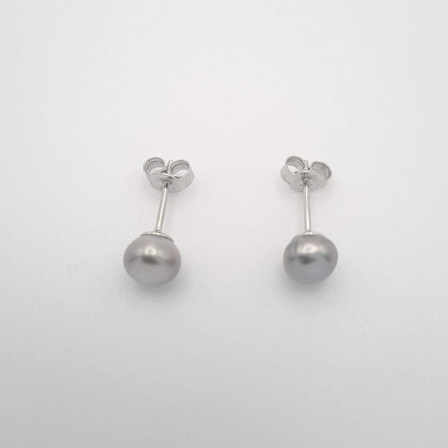 Boucles d'Oreilles en Argent et 2 Keishis de Tahiti - 0.7 gr