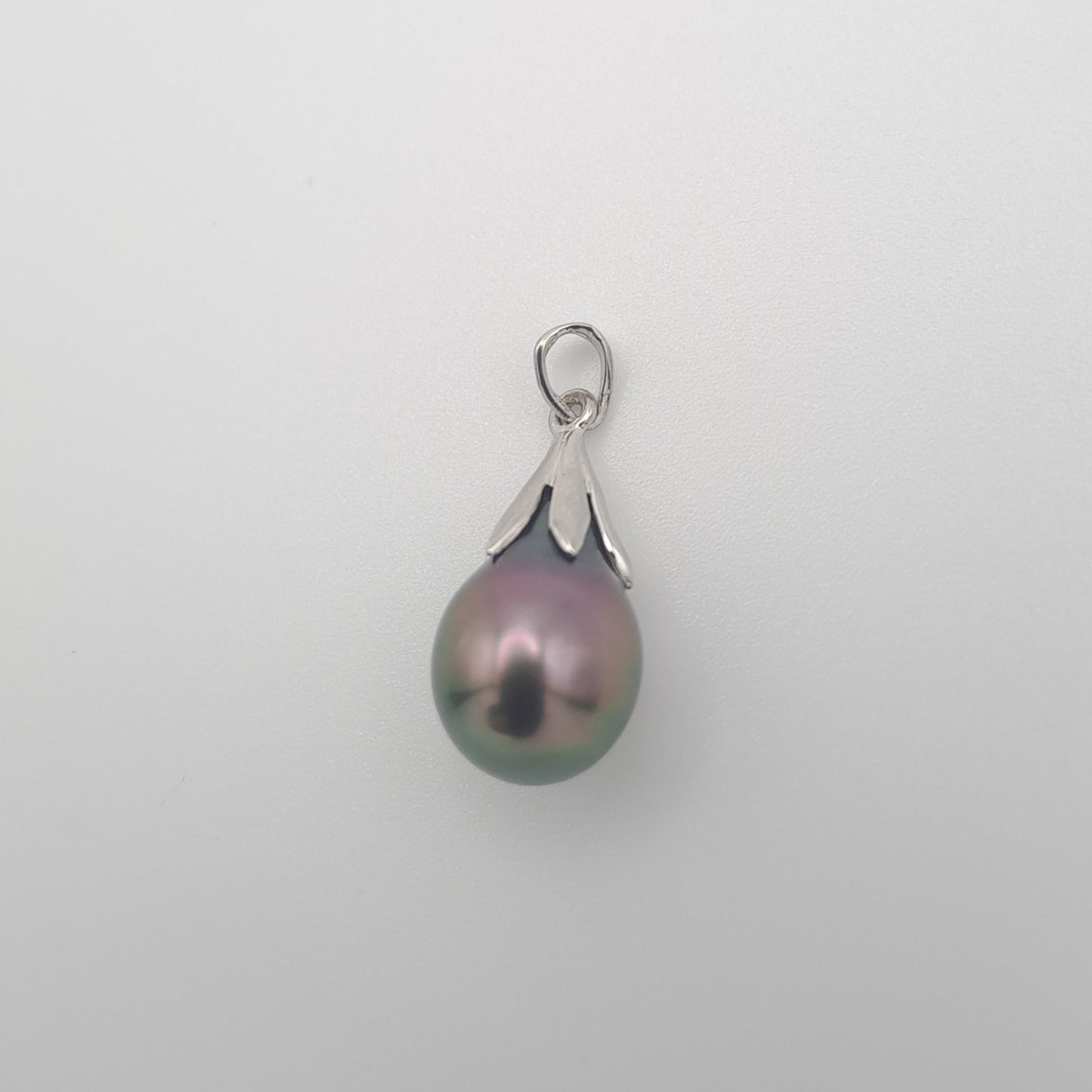 Pendentif en Argent et 1 Perle de Tahiti Semi-Baroque B/C