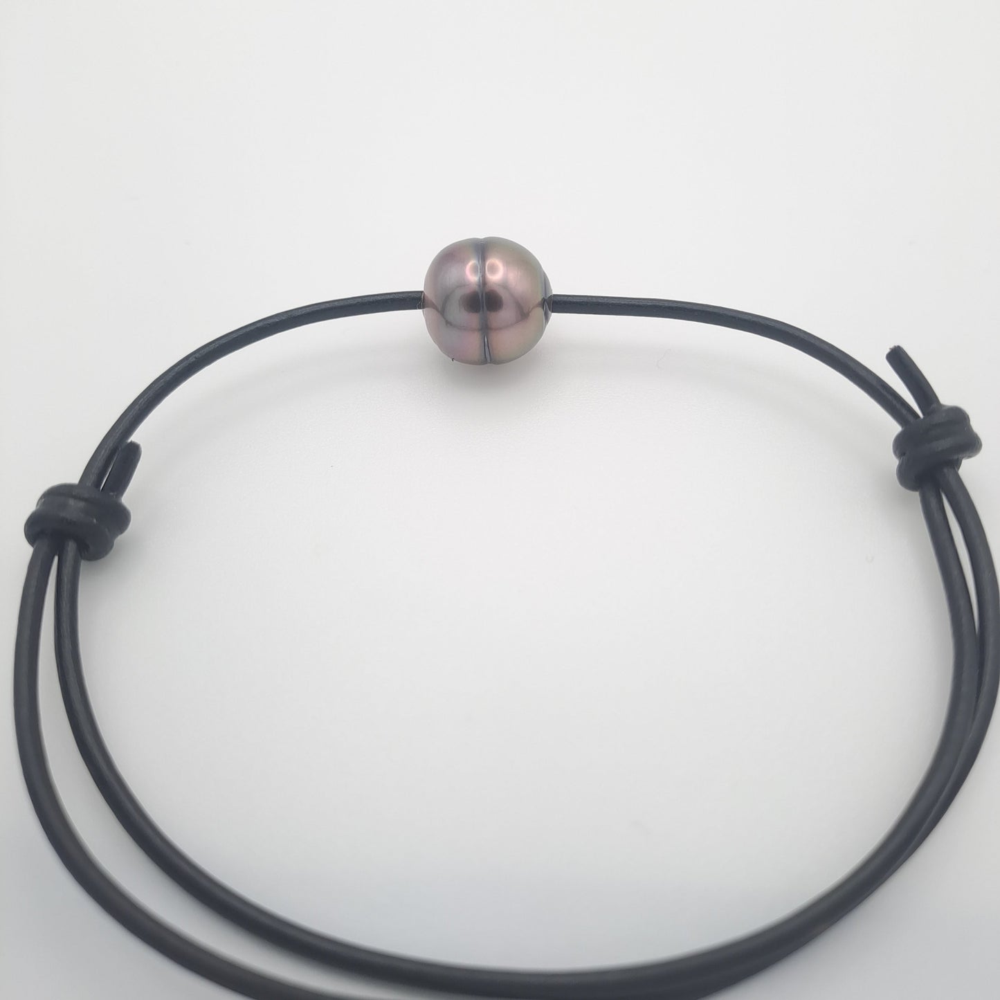 Bracelet en Cuir et 1 Perle de Tahiti Cerclée C