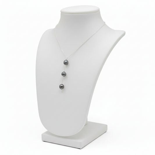 Collier TORU sur présentoir