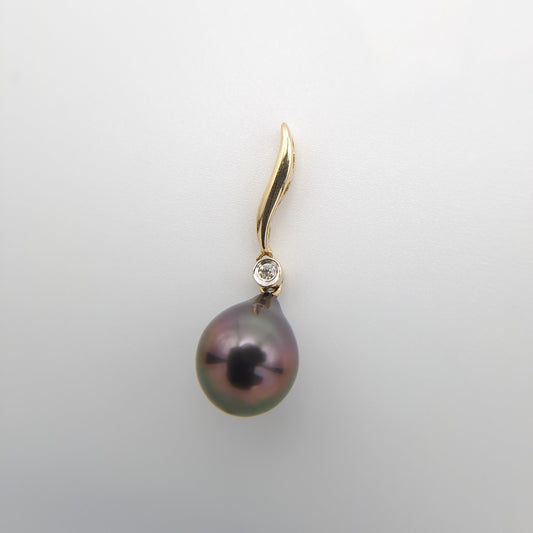 Pendentif en Or 14K + 1 Diamant et Perle de Tahiti Semi-Baroque A (AAA)