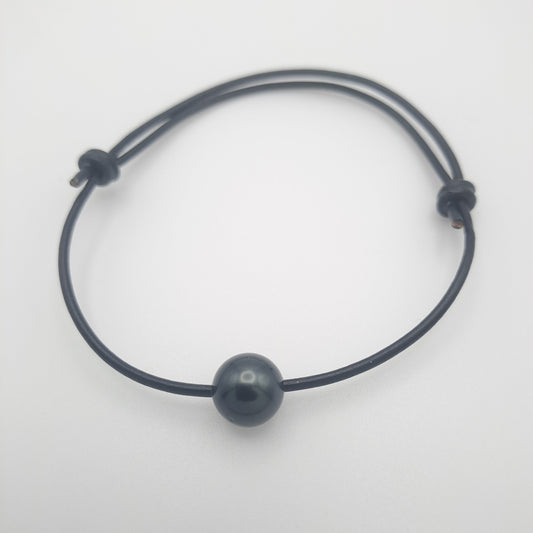Bracelet en Cuir et Perle de Tahiti Ronde noire D