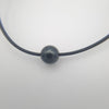 Bracelet en Cuir et Perle de Tahiti Ronde noire D