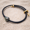 Bracelet cuir noir avec perle de Tahiti et finitions dorées – ORO