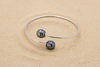 Silver bracelet with 3 Tahitian pearls in circles B/C