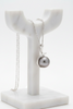 Pendentif en argent 925 rhodié avec perle de tahiti enrobé dans le pendentif