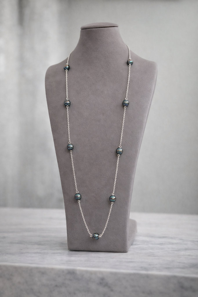 Sautoir en Argent avec 9 perles de Tahiti
