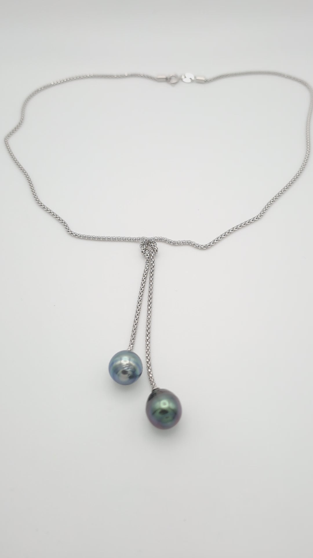 Collier en argent avec 2 perles de Tahiti collection OEAU